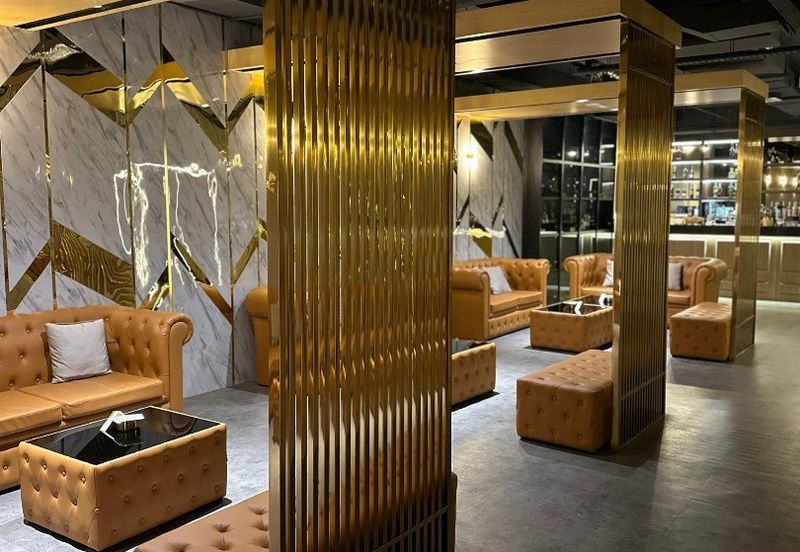 Aeropod Commercial Square