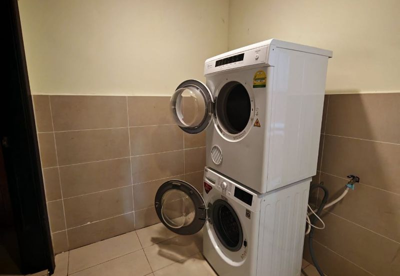 PELAGOS DESIGNER SUITES @ WATERFRONT