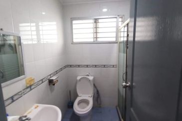 Taman Lavender Intermediate Terrace House for Sale