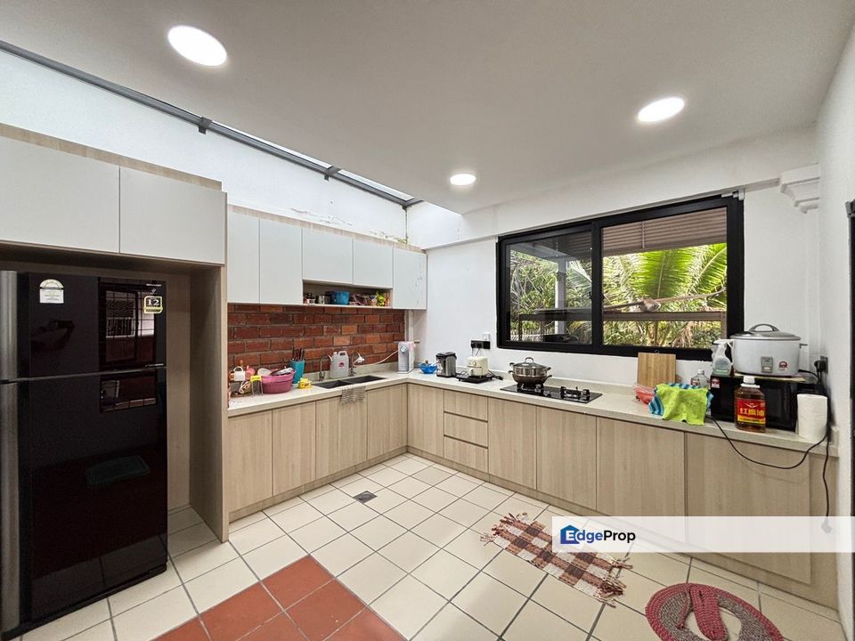 Taman Soon Kiong Semi-D Double Storey House For Sale, Sabah, Kota Kinabalu