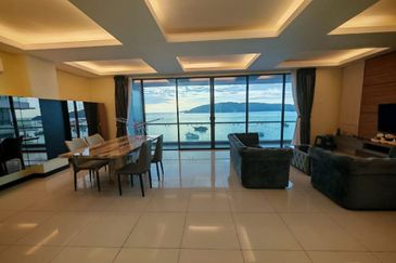 PELAGOS DESIGNER SUITES @ WATERFRONT