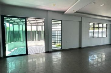 Likas Semi Detached 2-Storey House For Sale