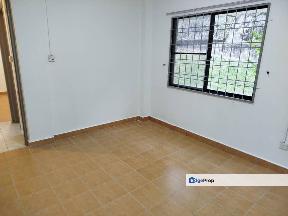 Likas Court Ground Floor Unit For Sale, Sabah, Likas
