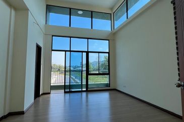 Putatan New Double Storey Corner Lot For Sale