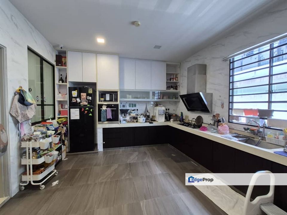 Taman Putra Pogun 2-Storey Terrace House For Sale, Sabah, Penampang