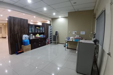 Taman Suria Office Shop Lot For Sale