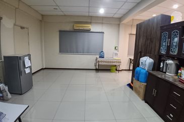 Taman Suria Office Shop Lot For Sale