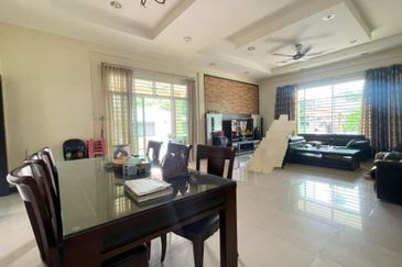 Penampang Single Storey Landed Bungalow House For Sale