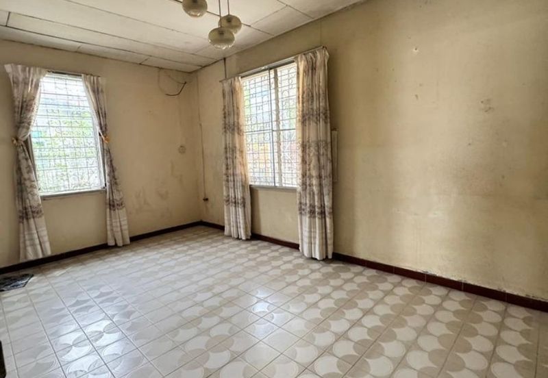 Taman Fortuna Single Storey Terrace Corner Lot For Sale