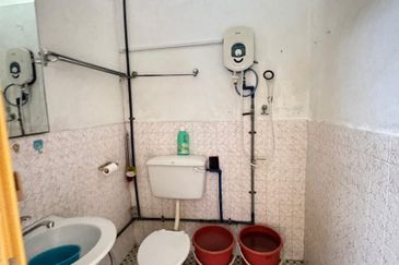 Taman Fortuna Single Storey Terrace Corner Lot For Sale