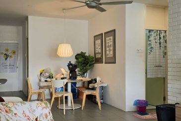 Foh Sang Single Storey Corner Lot For Sale