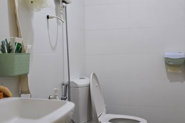 Foh Sang Single Storey Corner Lot For Sale