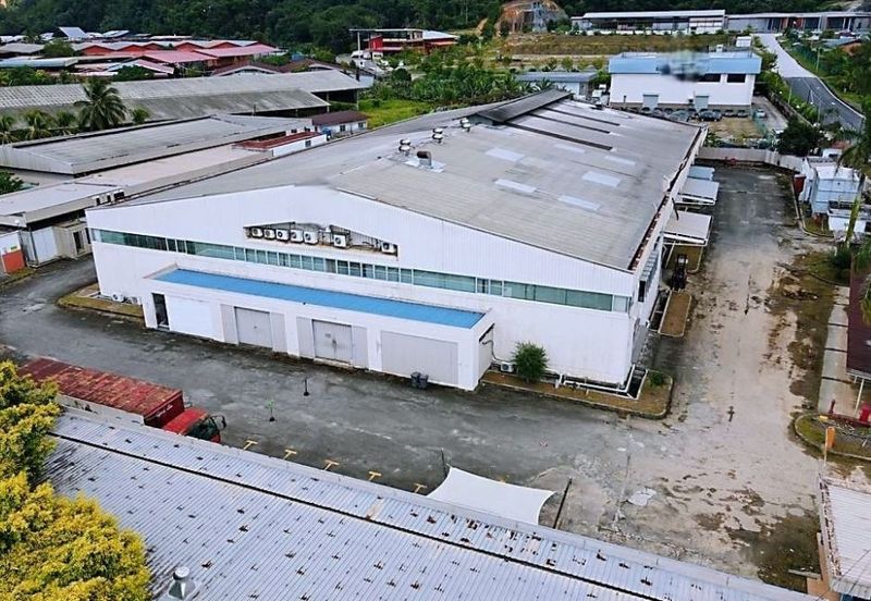 Inanam Frontage Spacious Warehouse cum Office For Rent