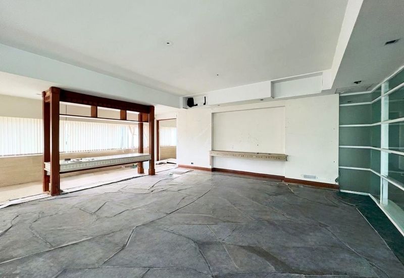 Inanam Frontage Spacious Warehouse cum Office For Rent