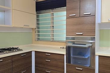 PUTERI DAMAI KONDOMINIUM