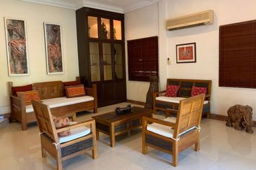 Taman Kingfisher Double Storey Bungalow For Sale