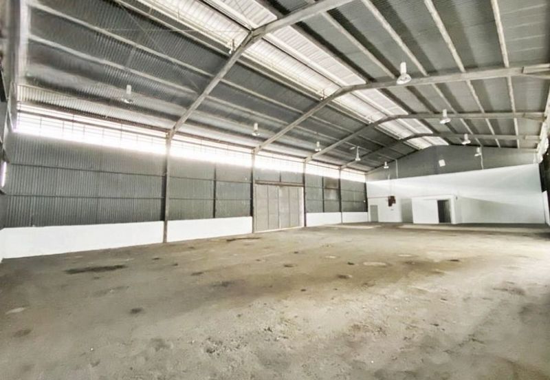 Kolombong Frontage Warehouse For Rent