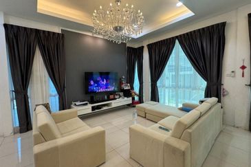 Tropikana Villa Double Storey Semi Detached House For Sale