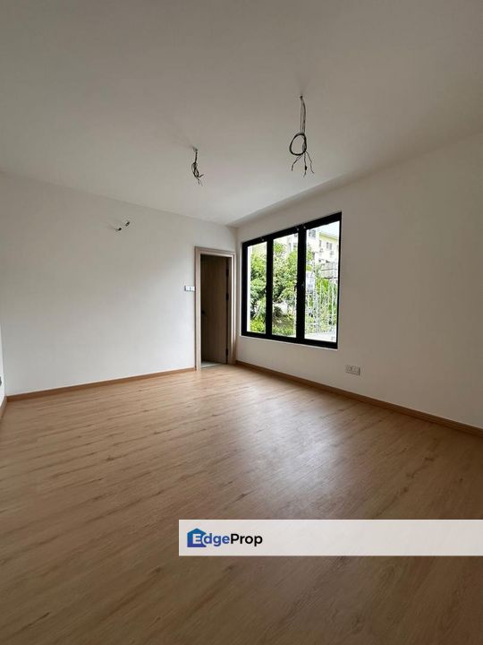 Taman Lifo 3-Storey Semi Detached House For Sale, Sabah, Kota Kinabalu