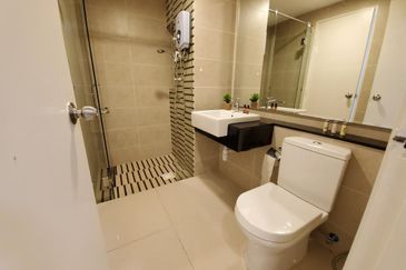 The Peak Soho Condominium Unit For Sale