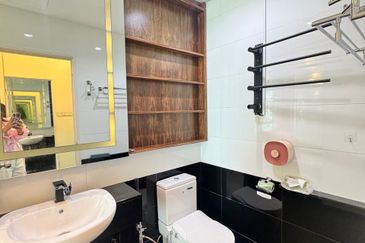 The Peak Vista (Likas)