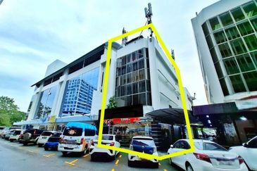Sadong Jaya 4-Storey Shop Lot TL999 For Sale