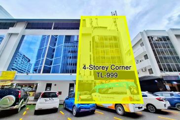 Sadong Jaya 4-Storey Shop Lot TL999 For Sale