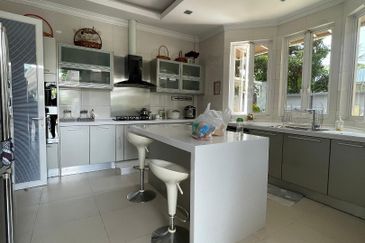 Likas Spacious and Cozy Bungalow Unit For Sale