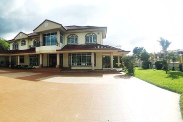 Private Bungalow @ Kota Kinabalu For Sale 