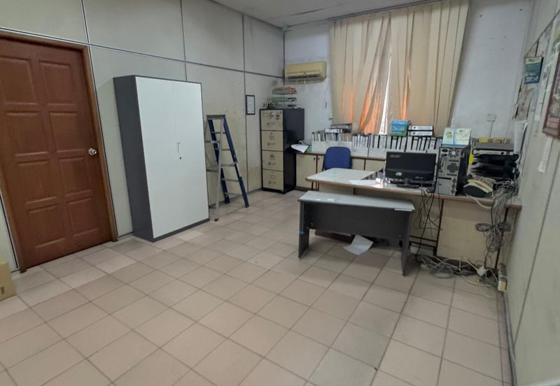 Warehouse cum Office @ Kolombong For Rent