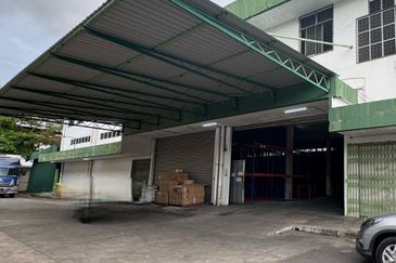 Warehouse cum Office @ Kolombong For Rent