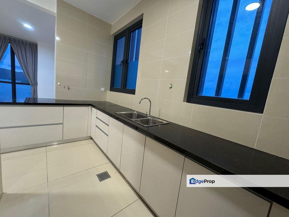Under Bank Value Jesselton Residences Luxurious Unit For Sale, Sabah, Kota Kinabalu