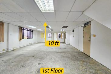 Pusat Perindustrian Ngee Lim | 3-Storey Light Industrial Shop For Sale