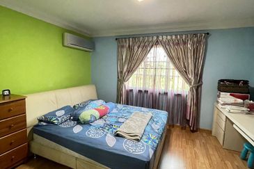 Taman Imperial Villa  Terrace  Fully Furnished