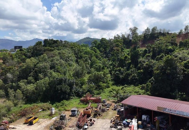 CL 999 | Development Land | Cheap Sale| Beside Mainroad | Suria Inanam