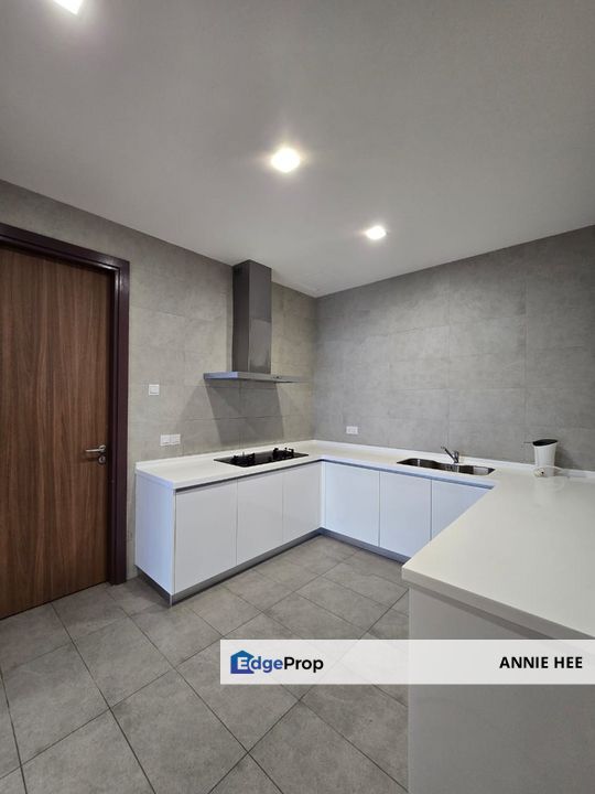 for sale | harrington suites | 2,850 sq ft | seaview | private lift, Sabah, Kota Kinabalu