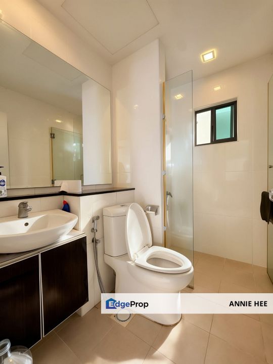 PEAK VISTA CORNER UNIT CONDO – TOWER B | FOR SALE, Sabah, Kota Kinabalu