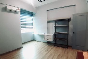 KONDOMINIUM/CONDOMINIUM SERI MANIS