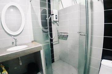 KONDOMINIUM/CONDOMINIUM SERI MANIS