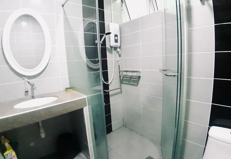 KONDOMINIUM/CONDOMINIUM SERI MANIS