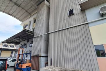 Pusat Perindustrian Ngee Lim