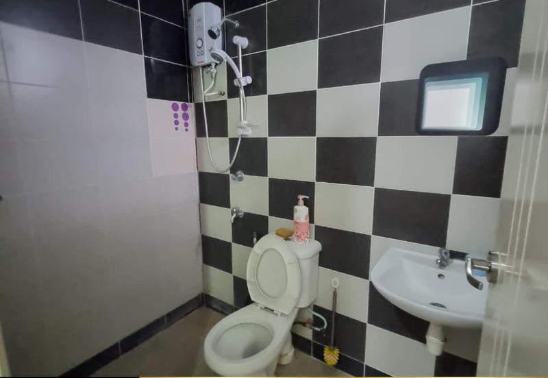 TAMAN PERTAMA MAHANDOI