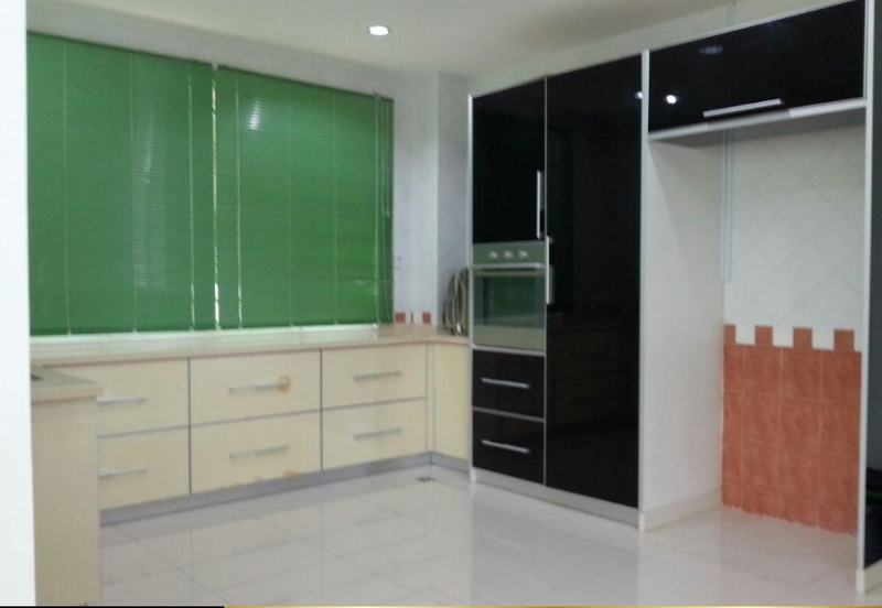 Kiansom Country Height