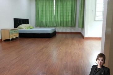 Kiansom Country Height