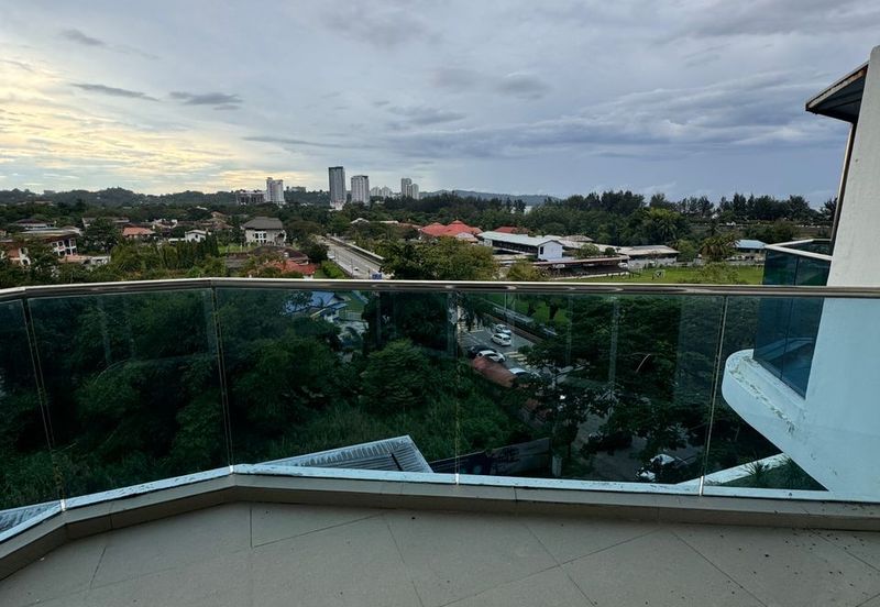 Spinnaker Suites @ Likas Bay