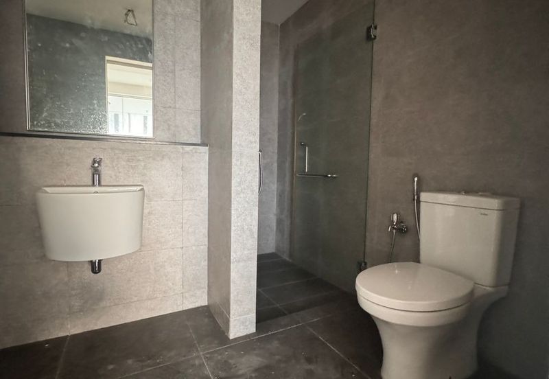 Spinnaker Suites @ Likas Bay