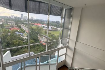 Spinnaker Suites @ Likas Bay