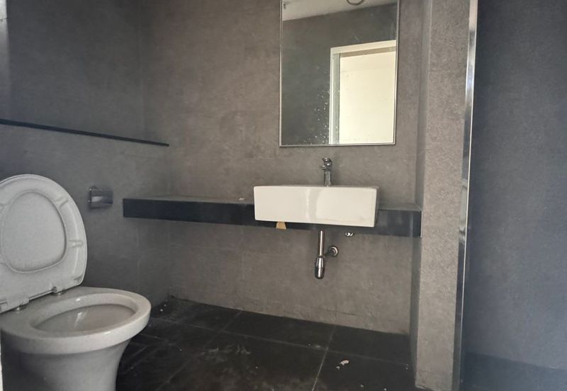 Spinnaker Suites @ Likas Bay