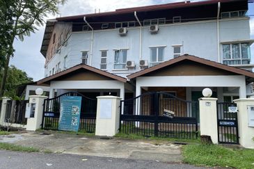 Taman Tasik Semenyih (Lake Residence)