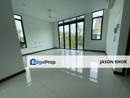 3 storey Courtyard villa, end lot, KL east mall, MRR 2, Kuala Lumpur, Taman Melawati
